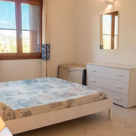 Quadrilocale Con Giardino Budoniaffitti בית נופש בודוני